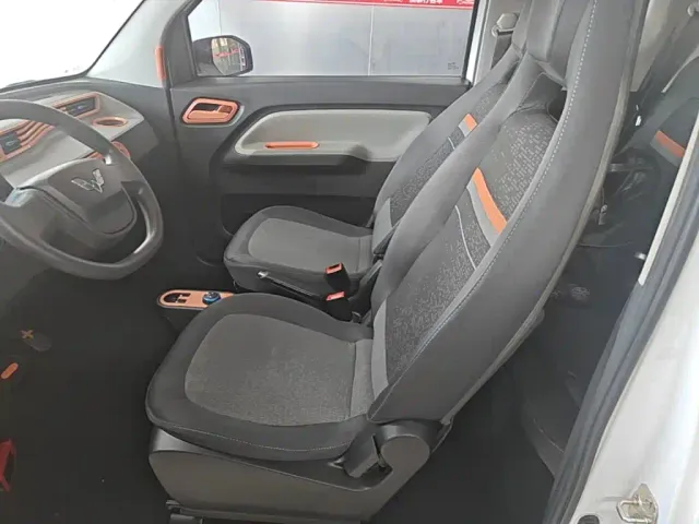 Wuling Hongguang Mini EV — Фото автомобиля 14