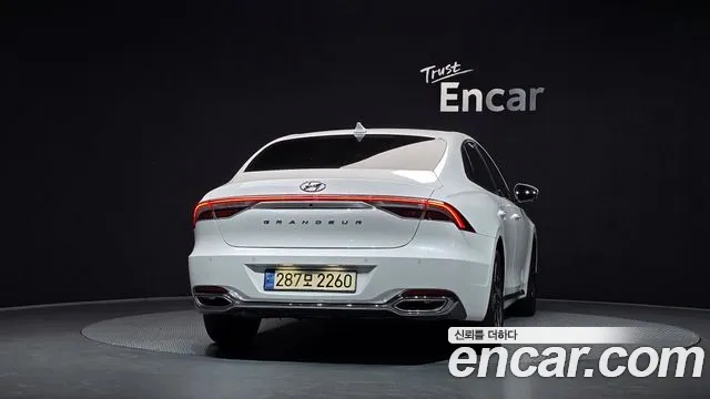 Hyundai Grandeur (New) Hybrid — Фото автомобиля 4