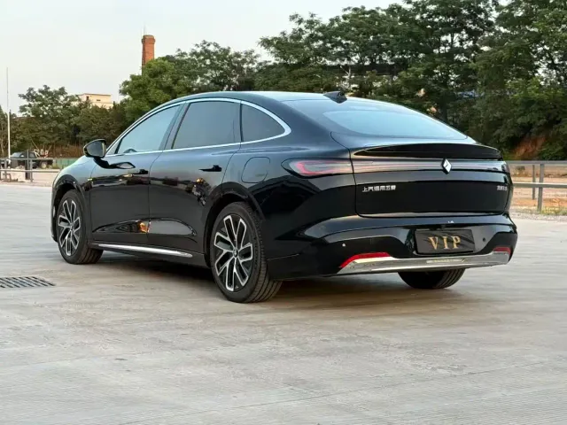 Baojun Xiangjing — Фото автомобиля 9