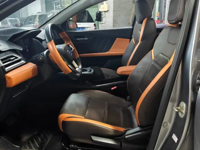 BYD e2 — Фото автомобиля 4