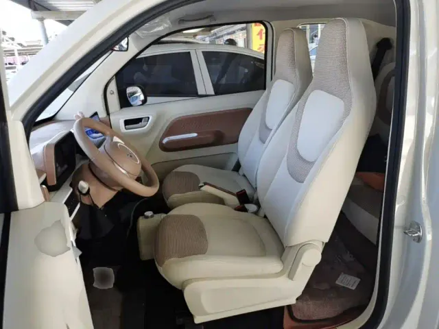 Wuling Hongguang Mini EV — Фото автомобиля 14