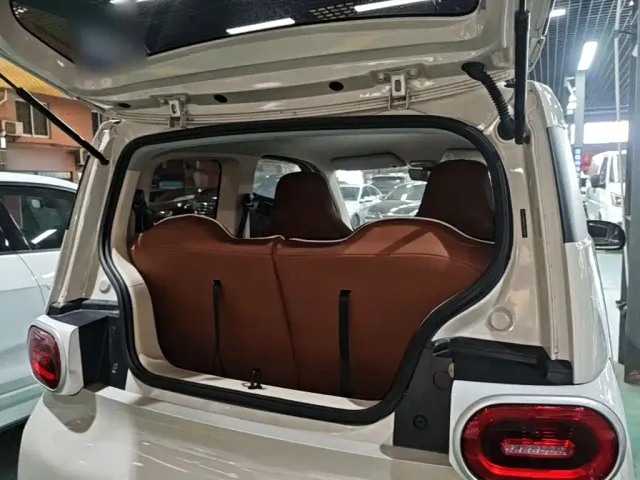 Wuling Hongguang Mini EV — Фото автомобиля 18
