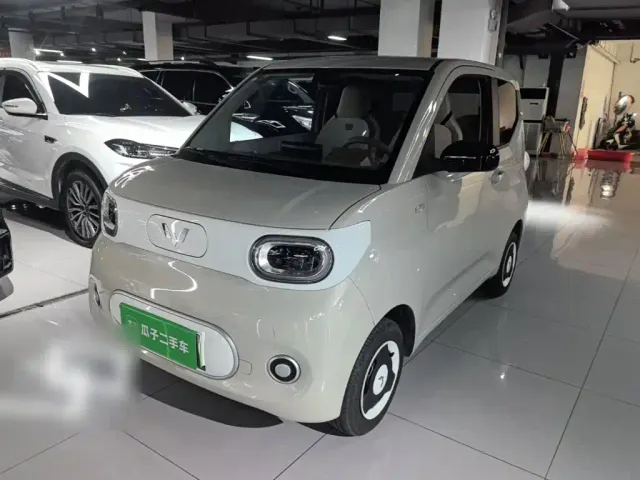 Фотография автомобиля — Wuling Hongguang Mini EV