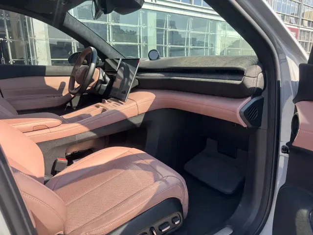 Nio EC6 — Фото автомобиля 15