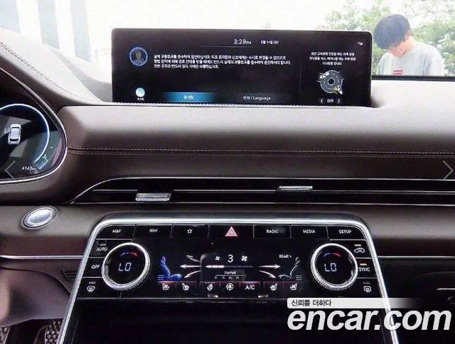 Genesis GV80 — Фото автомобиля 12