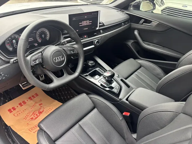 Audi A4L — Фото автомобиля 6