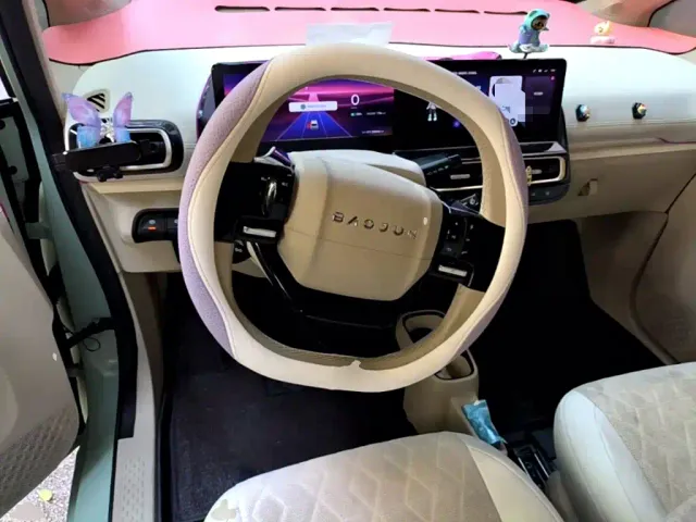 Baojun KiWi EV — Фото автомобиля 13