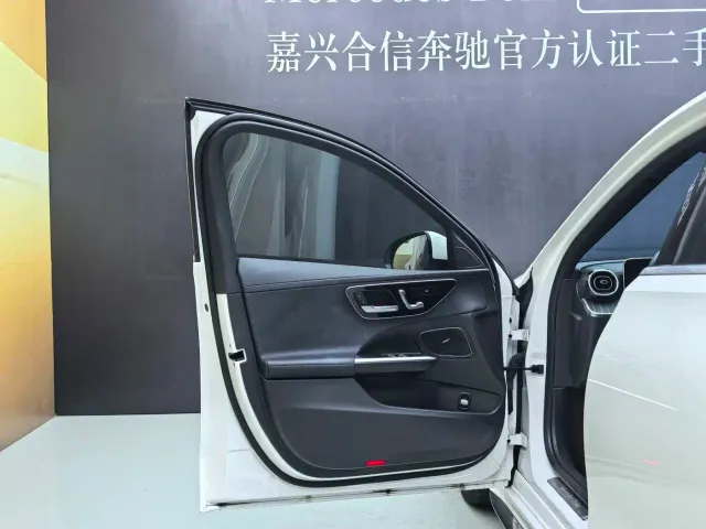 Mercedes-Benz C-Class — Фото автомобиля 30