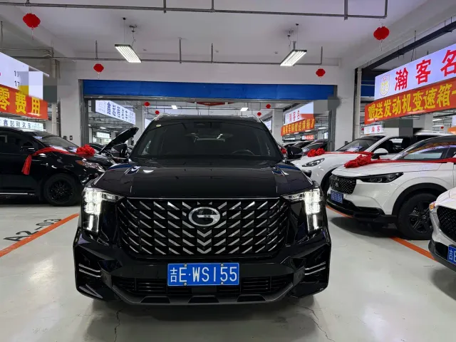GAC Trumpchi GS8 — Фото автомобиля 2