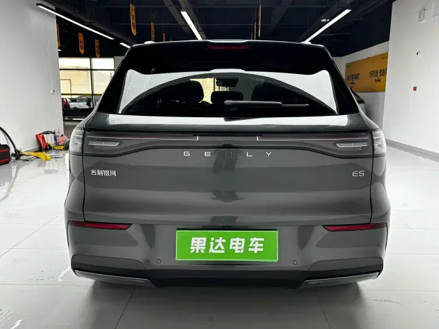 Geely Galaxy E5 — Фото автомобиля 6