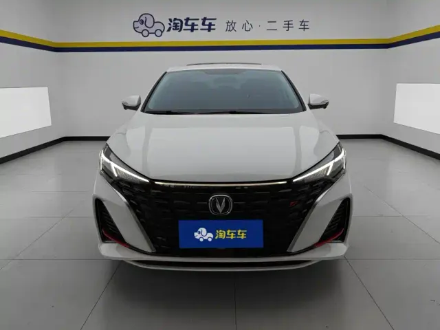 Changan Eado — Фото автомобиля 2