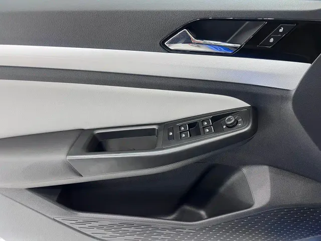 Volkswagen Bora — Фото автомобиля 10