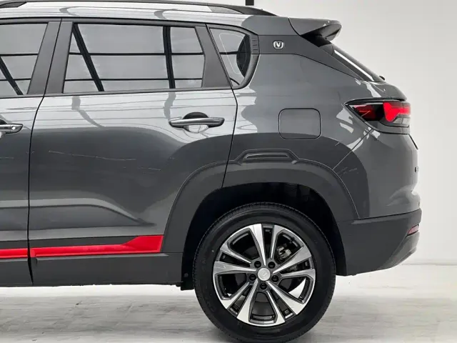 Changan CS35 Plus — Фото автомобиля 7