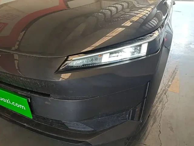 Changan Qiyuan A05 — Фото автомобиля 23
