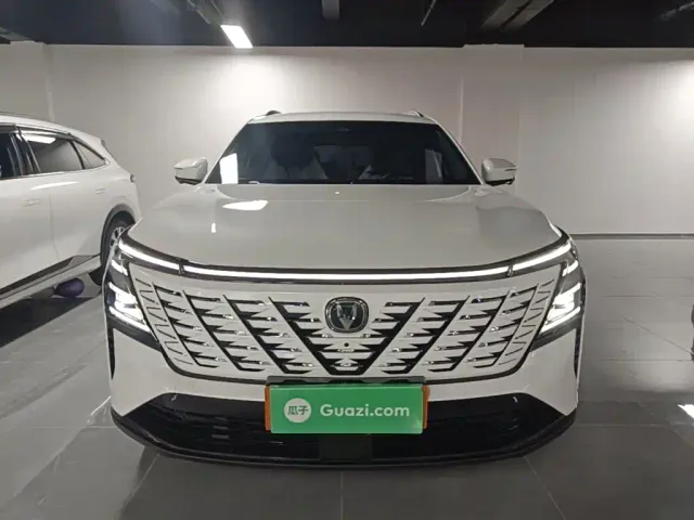 Changan CS75 Plus — Фото автомобиля 2