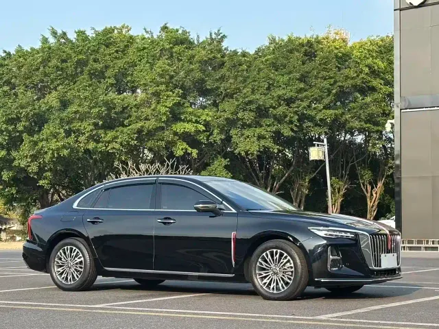 Hongqi H5 — Фото автомобиля 3