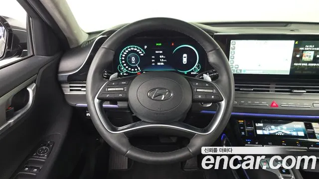 Hyundai Grandeur Grandeur (New) — Фото автомобиля 13
