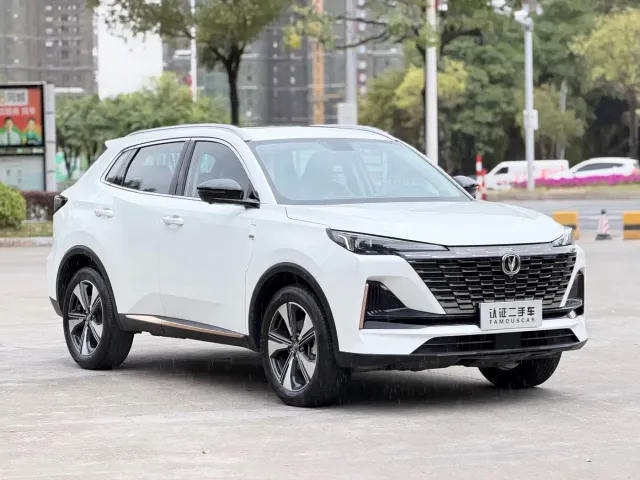 Changan CS55 Plus — Фото автомобиля 3