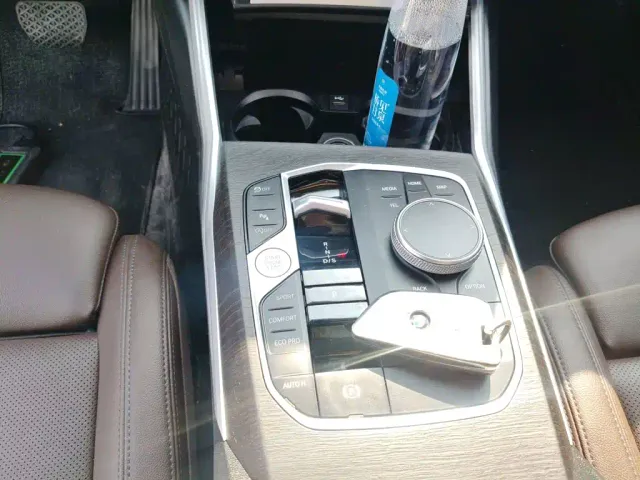 BMW 3 Series — Фото автомобиля 9