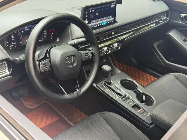 Honda Civic — Фото автомобиля 14