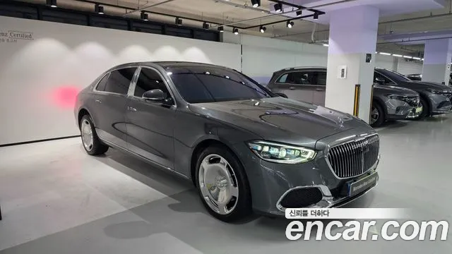 Mercedes-Benz S-Class — Фото автомобиля 2