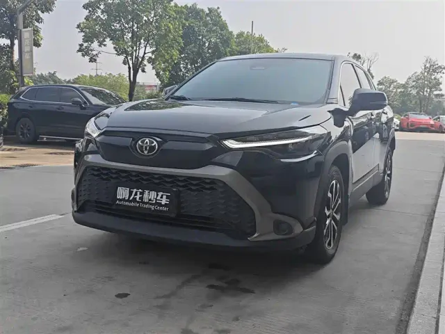 Фотография автомобиля — Toyota Frontlander