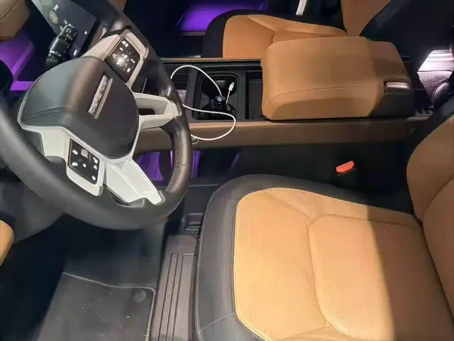 Land Rover Defender — Фото автомобиля 6