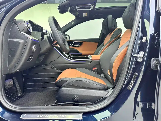 Mercedes-Benz C-Class — Фото автомобиля 3