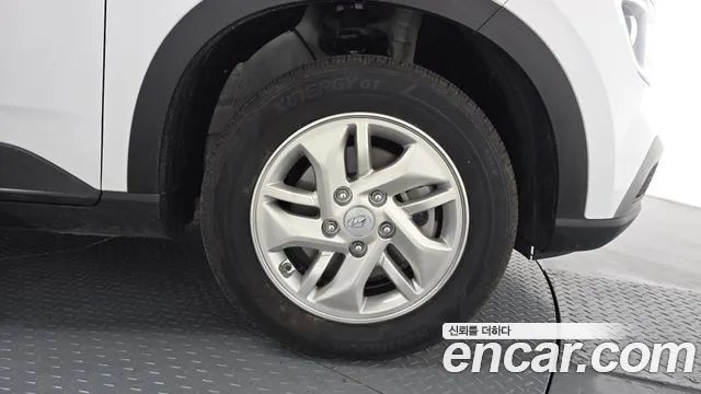 Hyundai Venue Venue 1.6 Premium — Фото автомобиля 21
