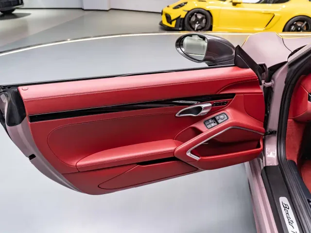 Porsche 718 — Фото автомобиля 16