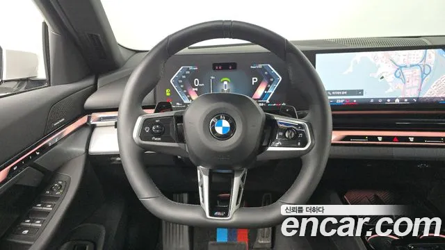 BMW 5 Series G60 — Фото автомобиля 13