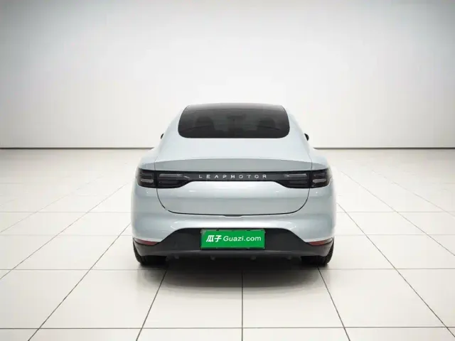 Leapmotor C01 — Фото автомобиля 3