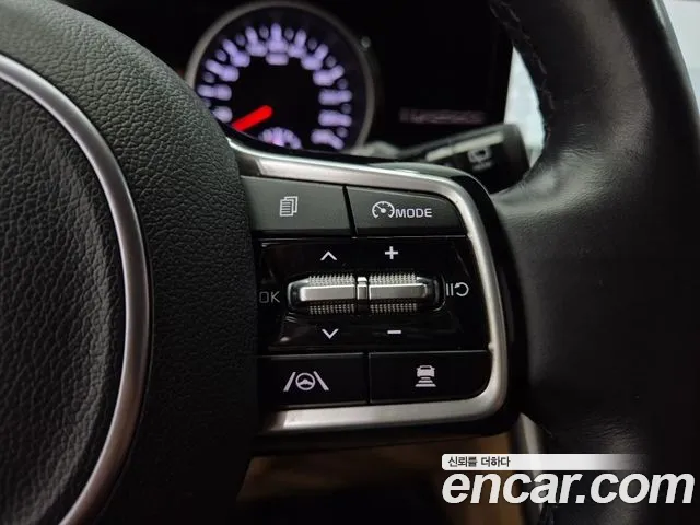 Kia Carnival 4th Gen — Фото автомобиля 7