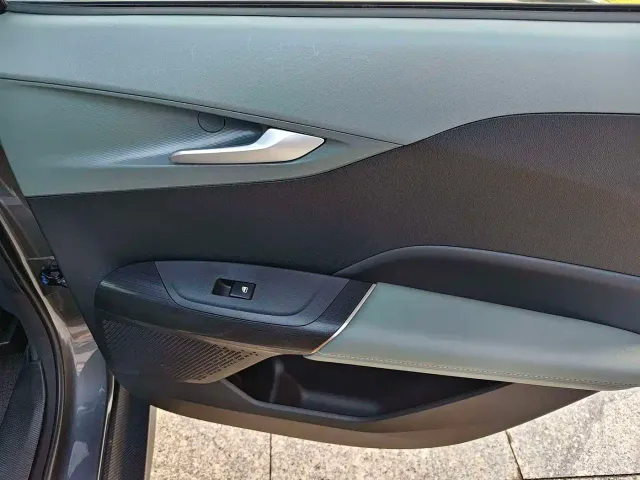 Changan Lamore — Фото автомобиля 13