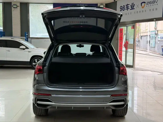 Audi Q3 — Фото автомобиля 24