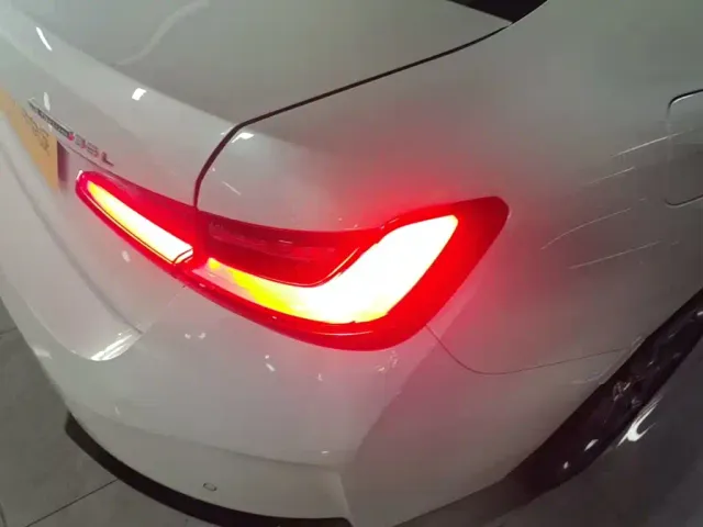 BMW i3 — Фото автомобиля 7