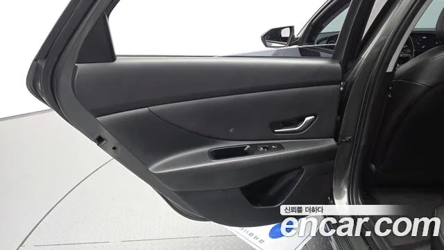 Hyundai AVANTE Avante (CN7) — Фото автомобиля 22