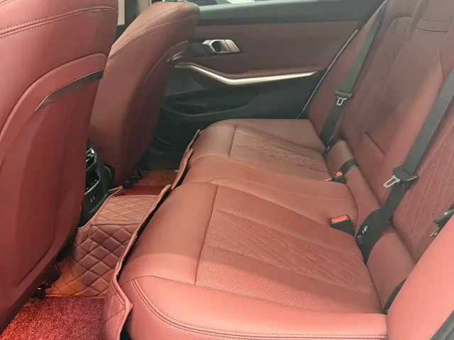 BMW 3 Series — Фото автомобиля 10