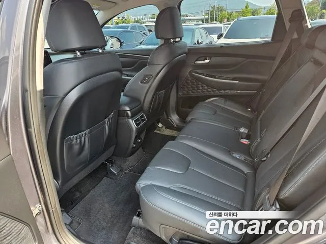 Hyundai Santafe Новый Santa Fe Дизель 2.2 4WD — Фото автомобиля 11