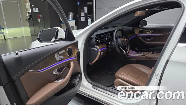 Mercedes-Benz E-Class W213 — Фото автомобиля 15