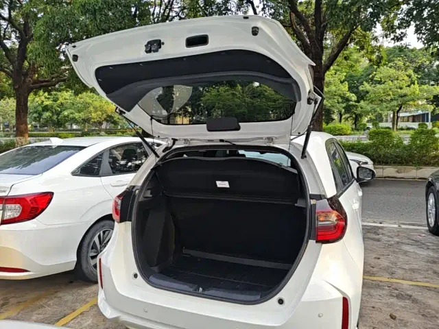 Honda Fit 2021 1.5L CVT Trend Edition — Фото автомобиля 14