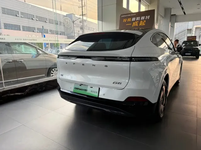 Xpeng G6 — Фото автомобиля 4