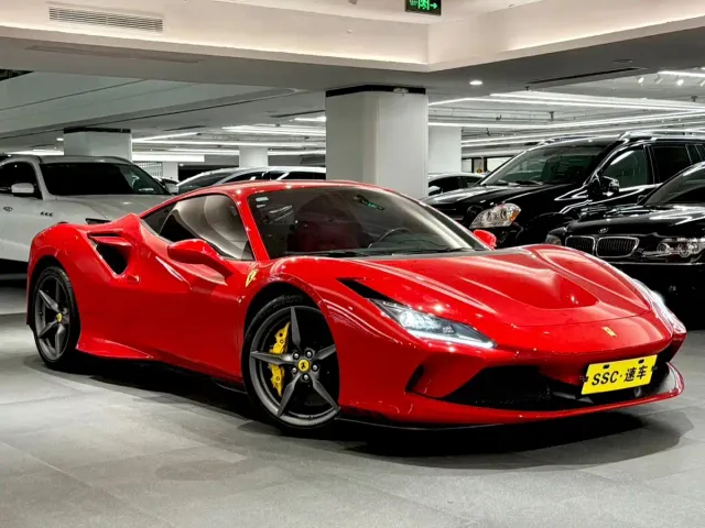 Ferrari F8 — Фото автомобиля 3