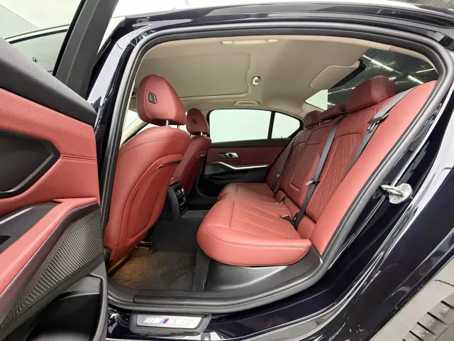 BMW BMW 3 Series 2023 320Li M Sport Package — Фото автомобиля 13