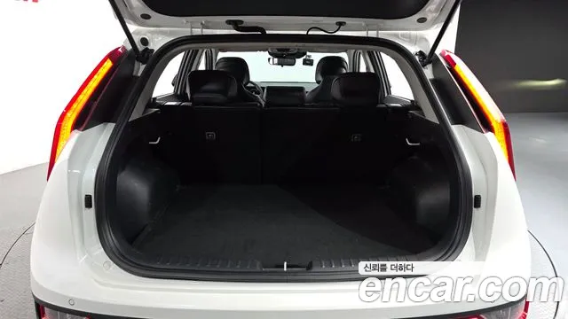 Kia Niro All Niro EV Air — Фото автомобиля 20
