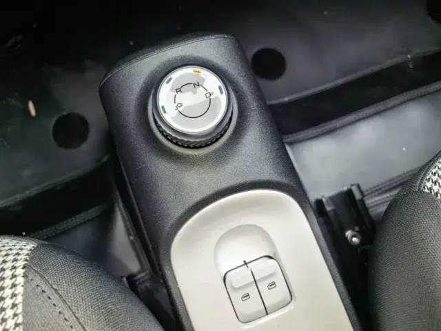 Wuling Hongguang Mini EV — Фото автомобиля 13