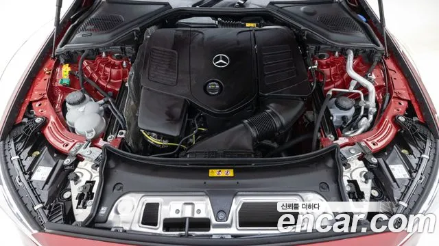 Mercedes-Benz E-Class — Фото автомобиля 6