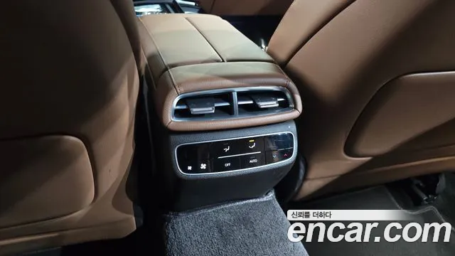 Genesis G80 RG3 — Фото автомобиля 27