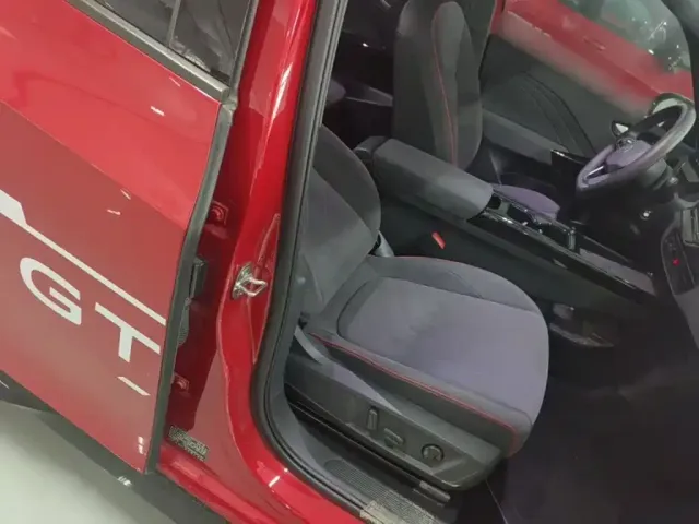 Volkswagen ID.3 — Фото автомобиля 24