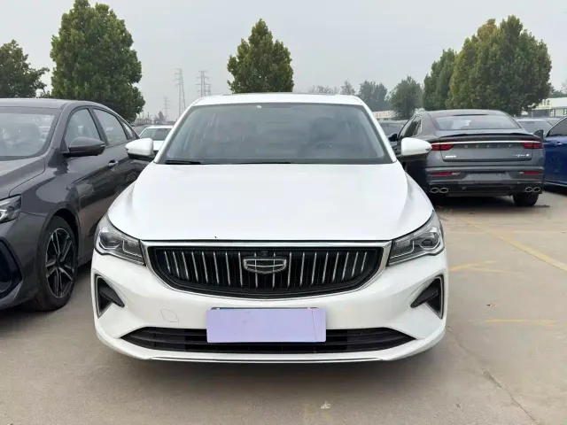 Geely Emgrand — Фото автомобиля 2